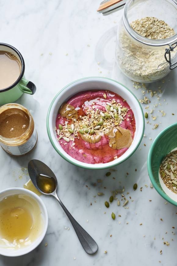 Avo And Berry Breakfast Pot Avo And Berry Breakfast Pot